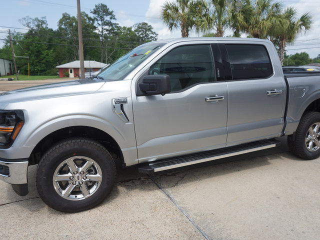 2024 Ford F-150 XLT 4WD 5.5ft Box