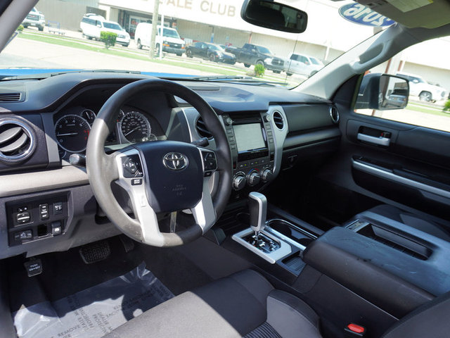 2016 Toyota Tundra SR5 2WD 5.7L V8