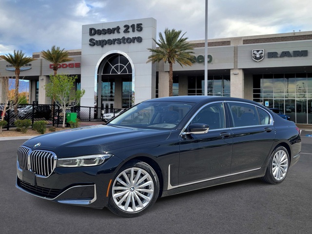 2022 BMW 7 Series 740i