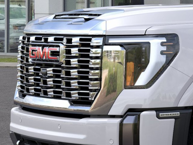 2024 GMC Sierra 2500HD Denali 4WD