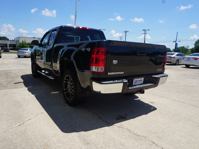 2013 GMC Sierra 1500 SL 4WD 143WB