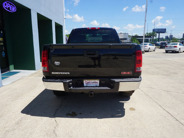 2013 GMC Sierra 1500 SL 4WD 143WB