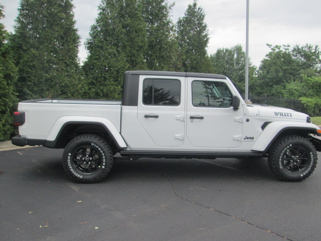 2024 Jeep Gladiator Willys 4WD Short Bed
