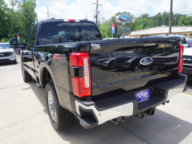 2024 Ford F-250 Lariat 4WD 6.75ft Box