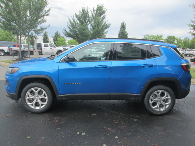 2024 Jeep Compass Latitude 4WD