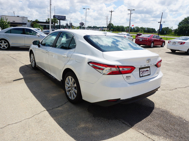 2019 Toyota Camry LE