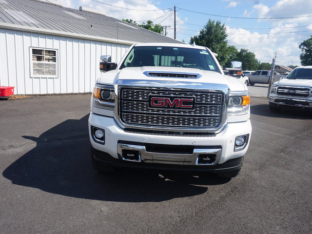 2019 GMC Sierra 2500HD Denali 4WD 153WB