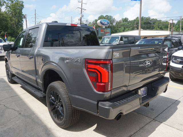 2024 Ford F-150 Lariat 4WD 5.5ft Box