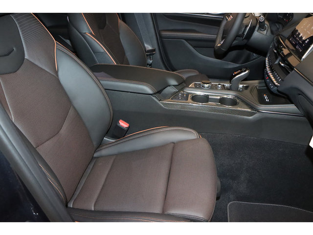2025 Cadillac CT4-V 