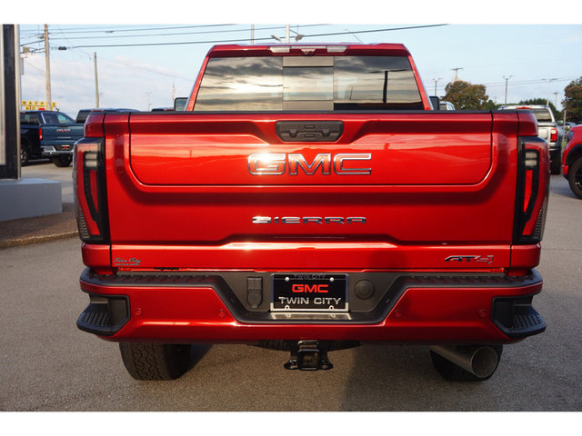 2024 GMC Sierra 2500HD AT4 4WD 159WB