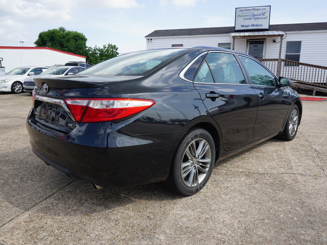 2015 Toyota Camry SE