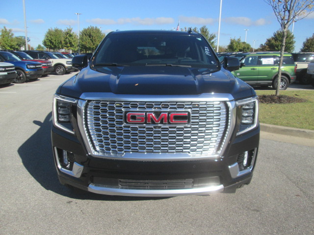 2023 GMC Yukon XL Denali 4WD