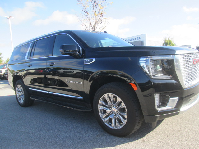 2023 GMC Yukon XL Denali 4WD