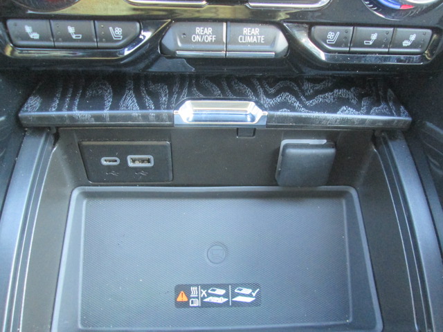 2023 GMC Yukon XL Denali 4WD