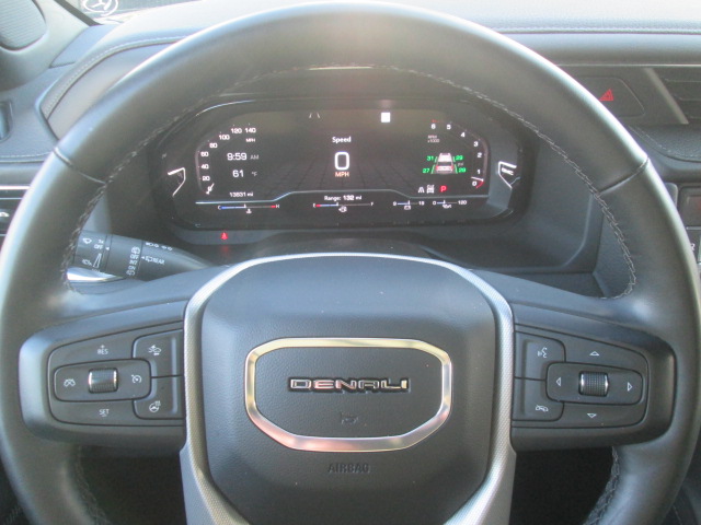 2023 GMC Yukon XL Denali 4WD