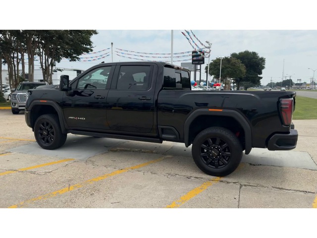 2024 GMC Sierra 2500HD AT4 4WD 159WB