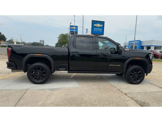 2024 GMC Sierra 2500HD AT4 4WD 159WB