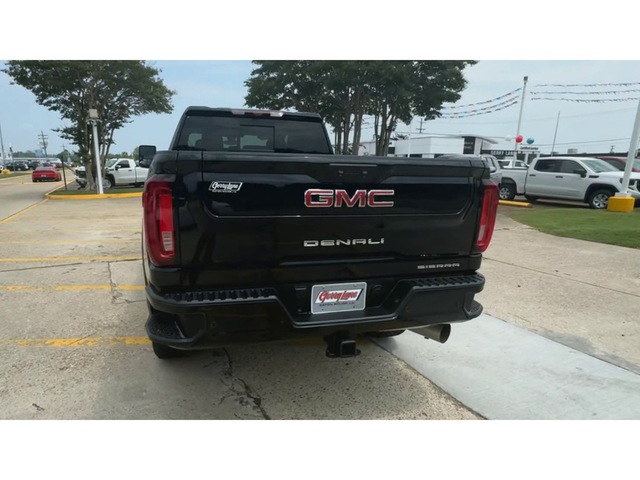 2023 GMC Sierra 2500HD Denali 4WD 159WB