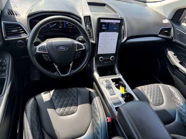 2024 Ford Edge Titanium AWD