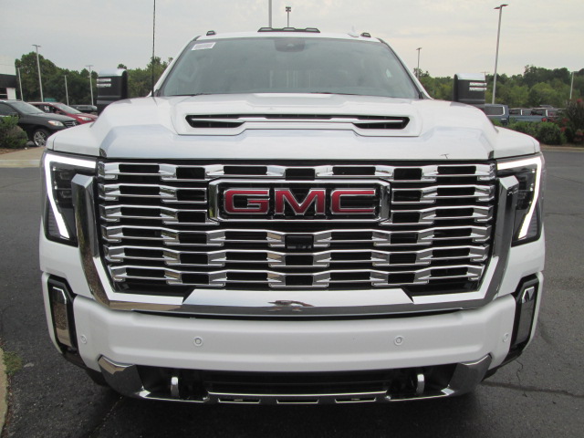 2024 GMC Sierra 2500HD Denali 4WD 159WB