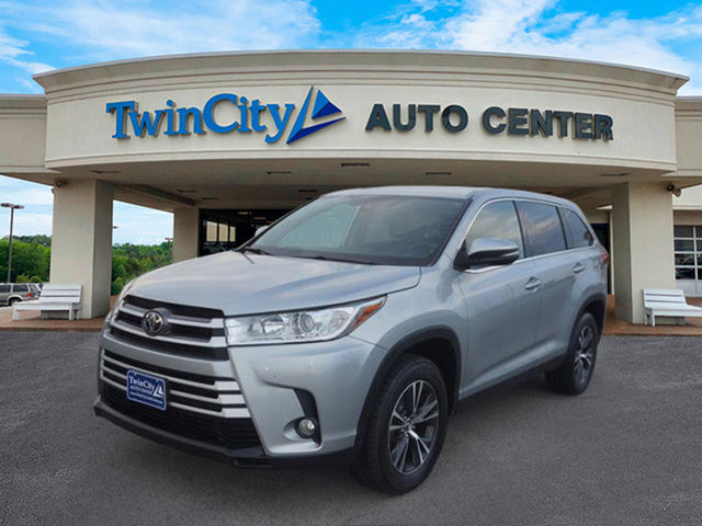 2019 Toyota Highlander LE FWD