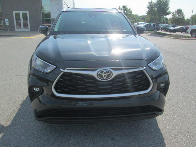 2023 Toyota Highlander XLE AWD