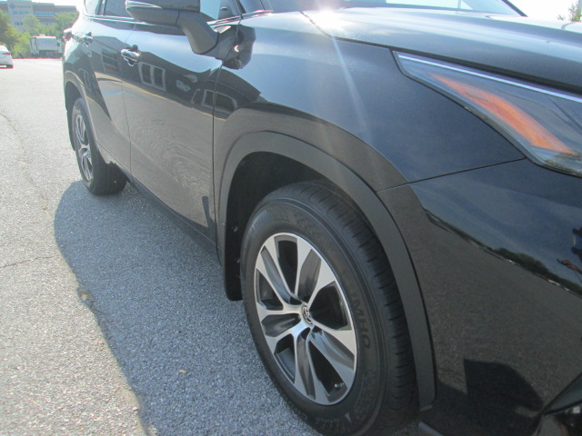 2023 Toyota Highlander XLE AWD