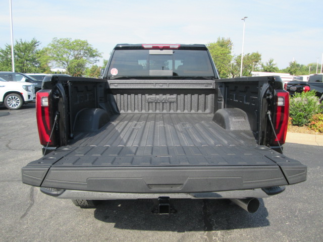 2025 GMC Sierra 2500HD SLT 4WD 159WB