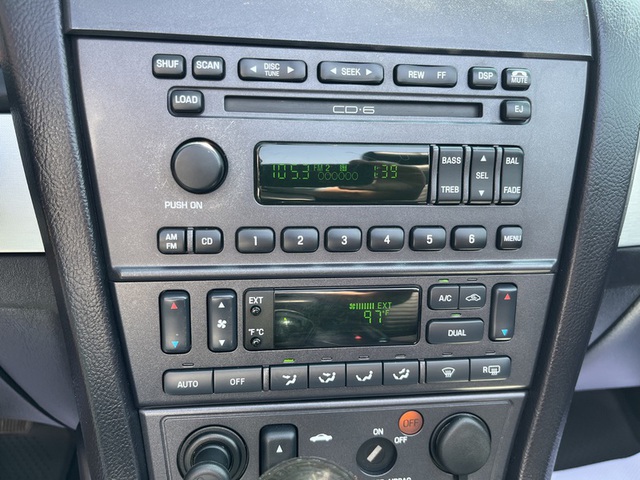 2003 Ford Thunderbird Premium