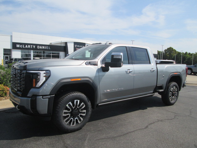 2025 GMC Sierra 2500HD Denali Ultimate 4WD 159WB