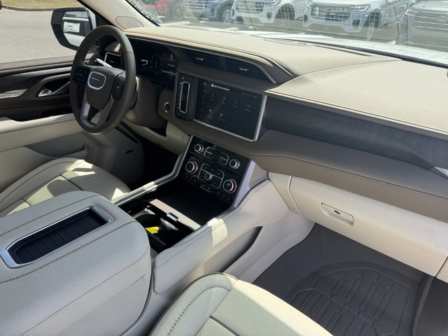 2024 GMC Yukon XL Denali 4WD