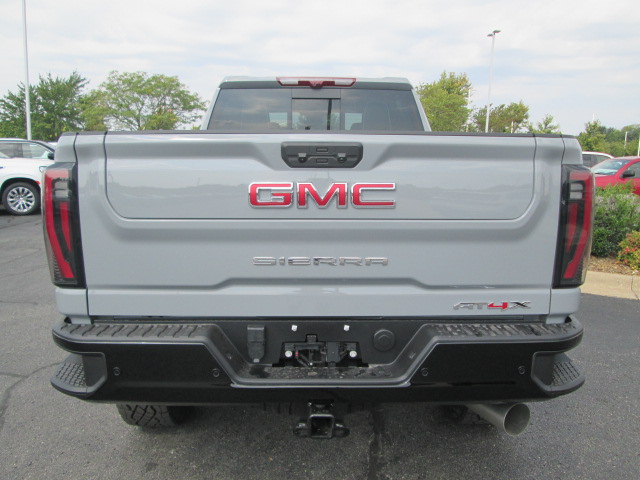 2025 GMC Sierra 2500HD AT4X 4WD