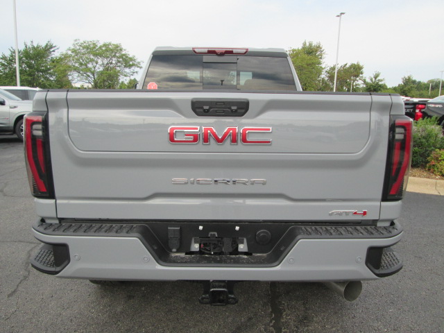 2025 GMC Sierra 2500HD AT4 4WD 159WB