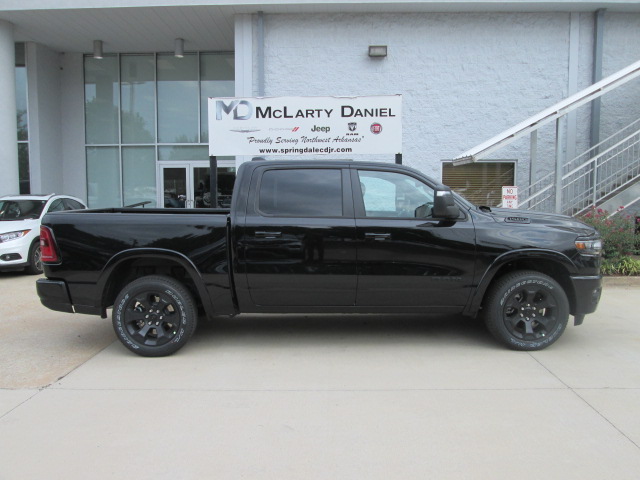 2025 Ram 1500 Big Horn 4WD 5ft7 Box