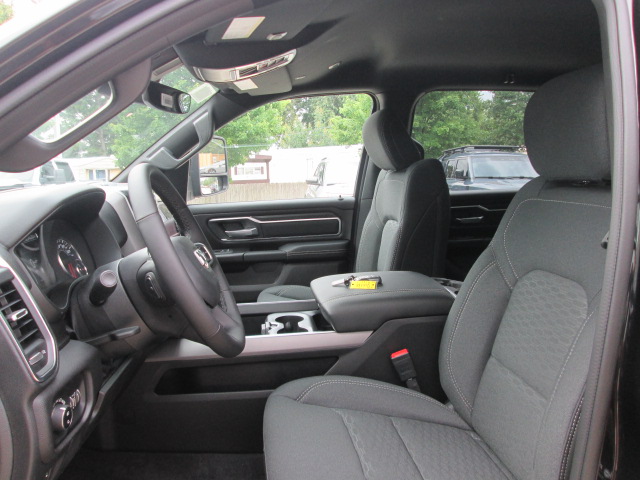 2025 Ram 1500 Big Horn 4WD 5ft7 Box