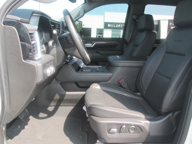 2024 GMC Sierra 2500HD Denali 4WD 159WB