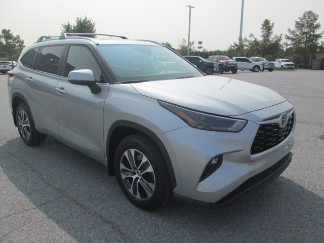 2023 Toyota Highlander XLE AWD