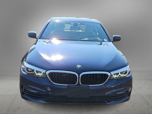 2018 BMW 5 Series 530i