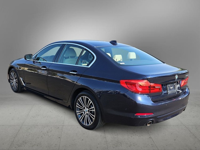 2018 BMW 5 Series 530i