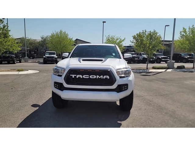 2017 Toyota Tacoma SR5 2WD