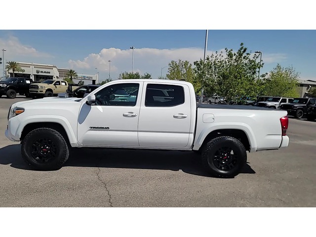 2017 Toyota Tacoma SR5 2WD