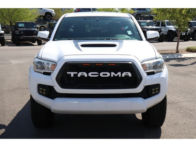 2017 Toyota Tacoma SR5 2WD