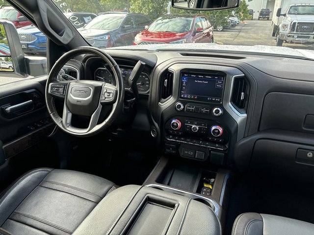 2022 GMC Sierra 2500HD Denali 4WD 159WB