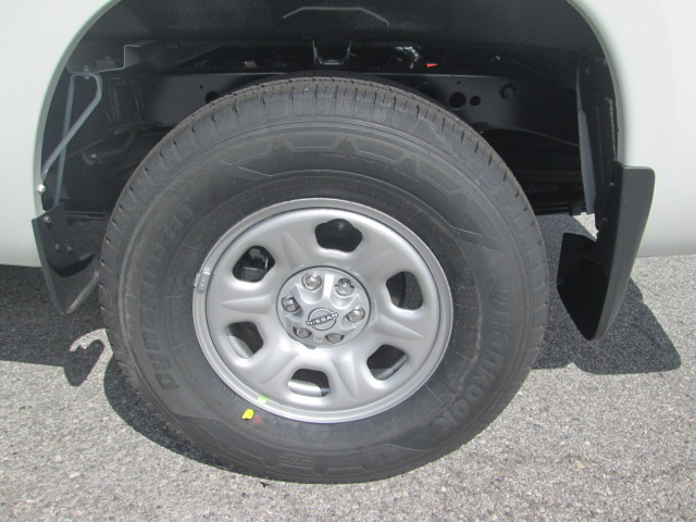 2025 Nissan Frontier S 4WD