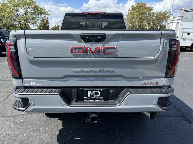 2024 GMC Sierra 2500HD AT4 4WD 159WB