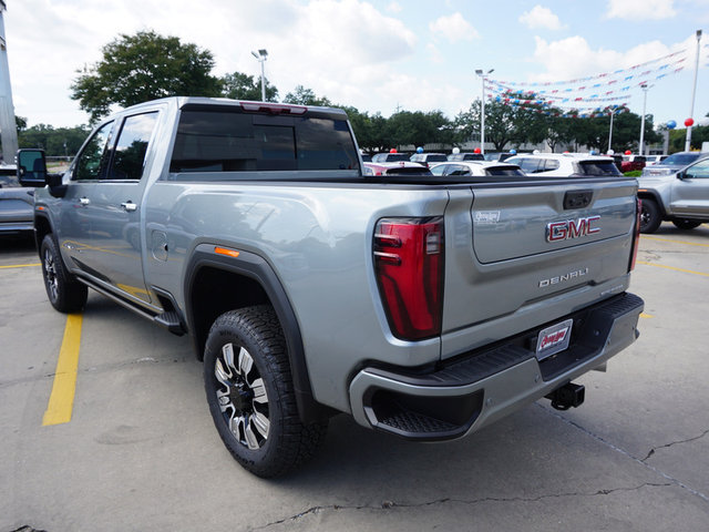 2024 GMC Sierra 2500HD Denali 4WD 159WB