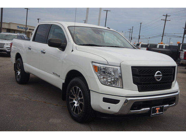 2021 Nissan Titan SV 4WD