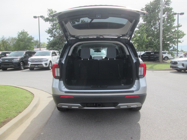 2025 Ford Explorer Active RWD