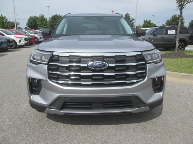 2025 Ford Explorer Active RWD