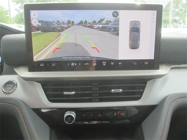 2025 Ford Explorer Active RWD